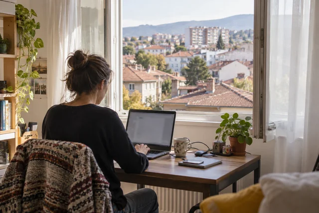 Working remotely from Bulgaria: agree the arrangements